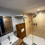 9wagram Boutique 3* Le Mans