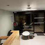 9wagram Boutique ルマン
