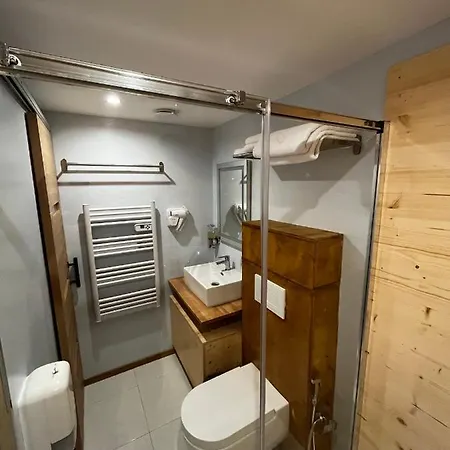 9wagram Boutique 3* Le Mans