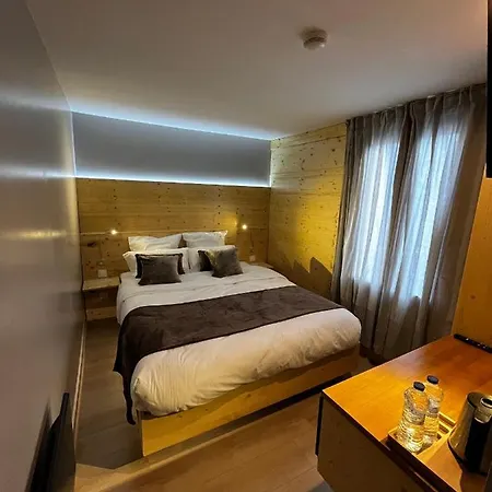 9wagram Boutique 3*