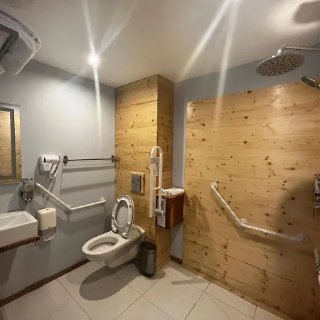 Hotel 9wagram Boutique 3*