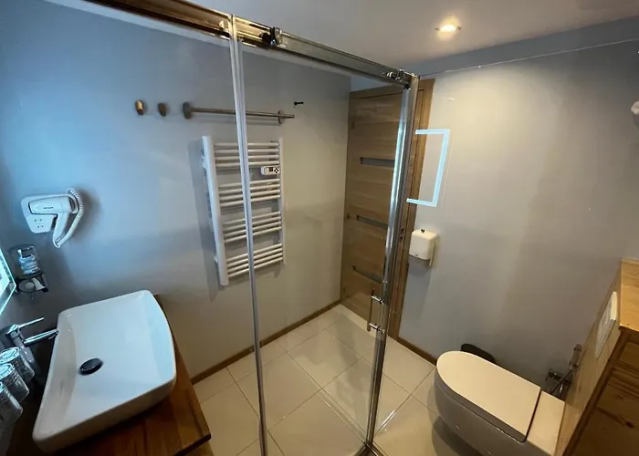 9wagram Boutique 3* Le Mans