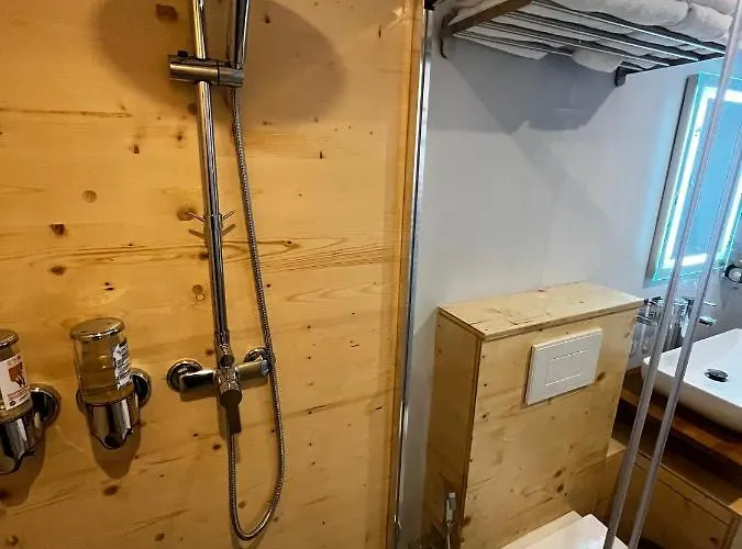 9wagram Boutique Hotel 3*