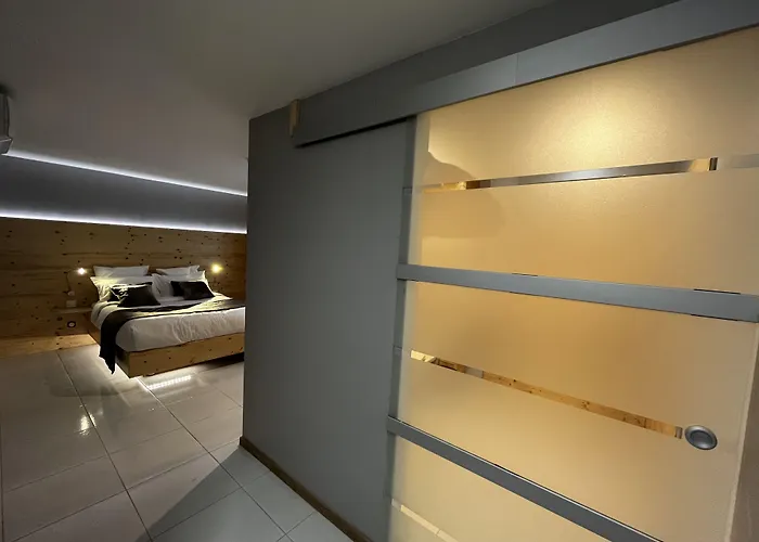 Hotel 9wagram Boutique 3*